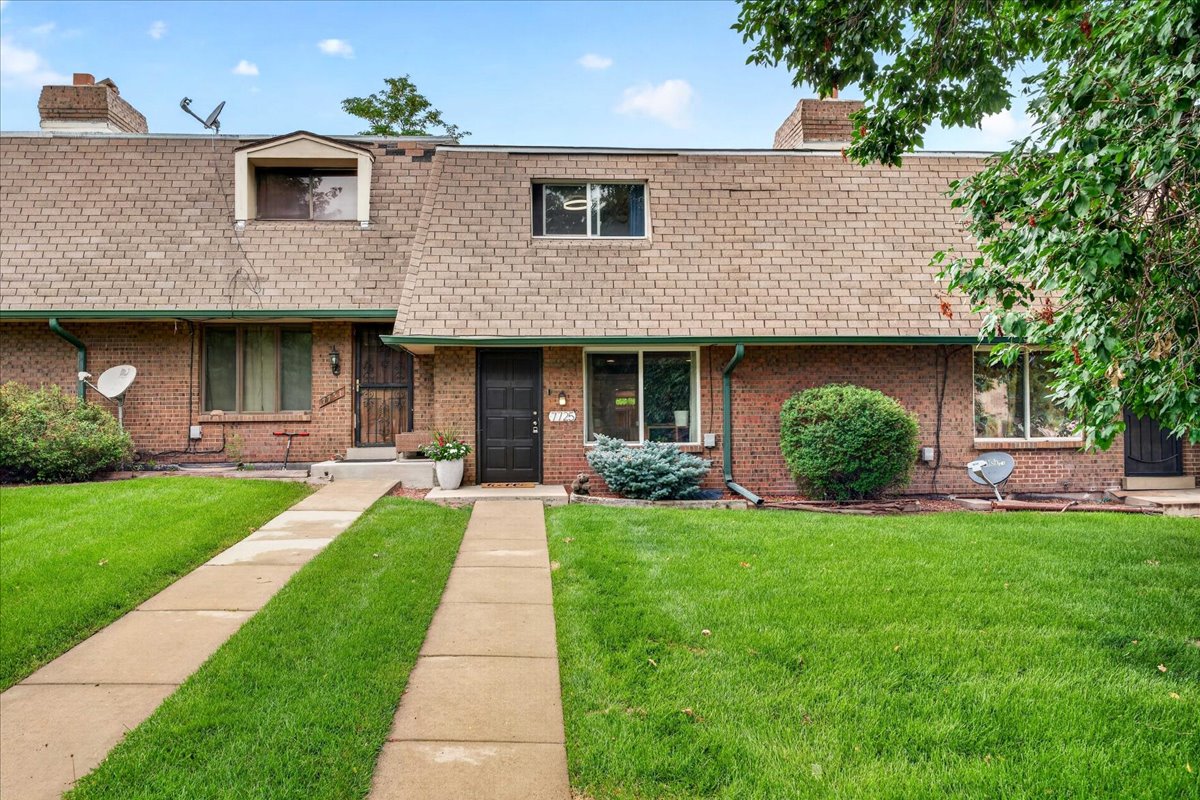 7725 West Glasgow Place - 1